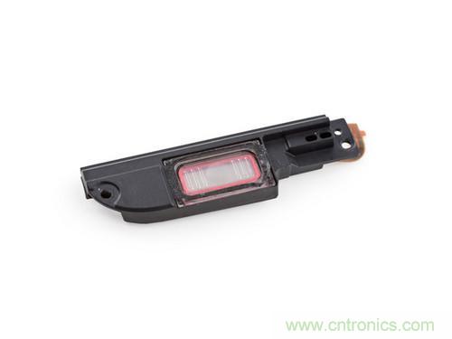 牛人強(qiáng)拆！新HTC One(M8)真機(jī)精密做工難修理