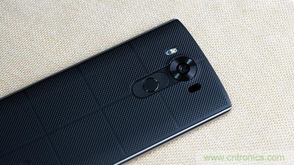 業(yè)界良心 LG V10 評測:剛毅、冷峻，不失人性化