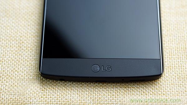 業(yè)界良心 LG V10 評測:剛毅、冷峻，不失人性化