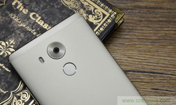 新旗艦Mate 8全評測：橫空出世！能否延續(xù)一機(jī)難求？