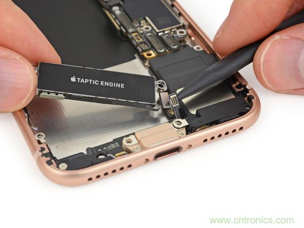 iPhone 8首拆：無線充電版本的iPhone 7？